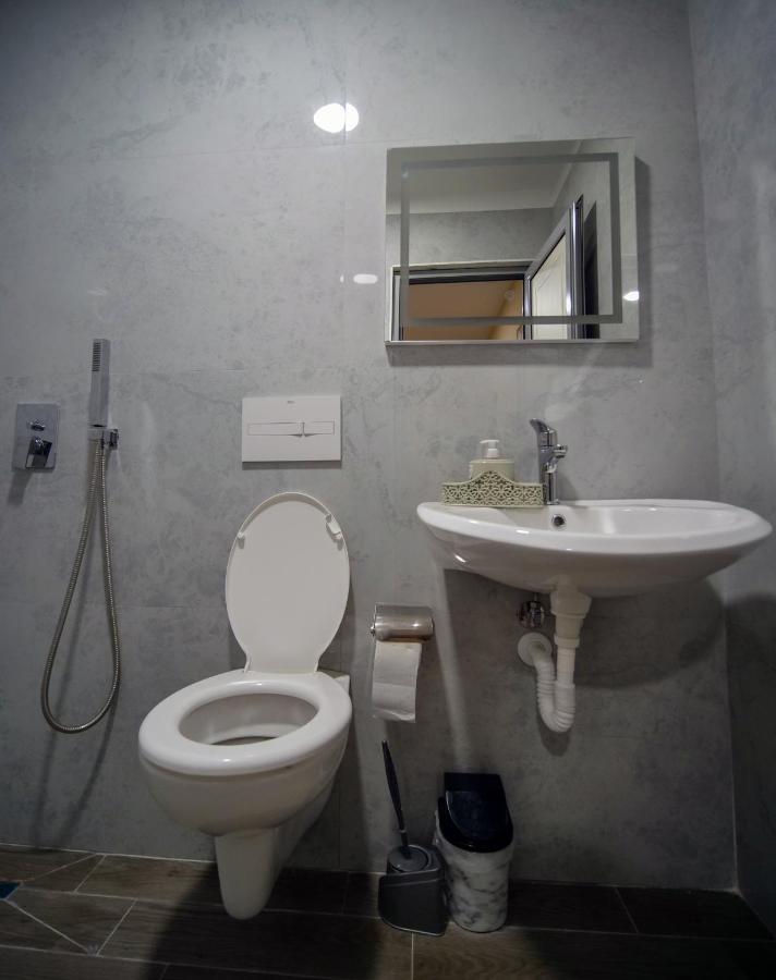 Hanna & Solei Hotel Μπεράτ Εξωτερικό φωτογραφία