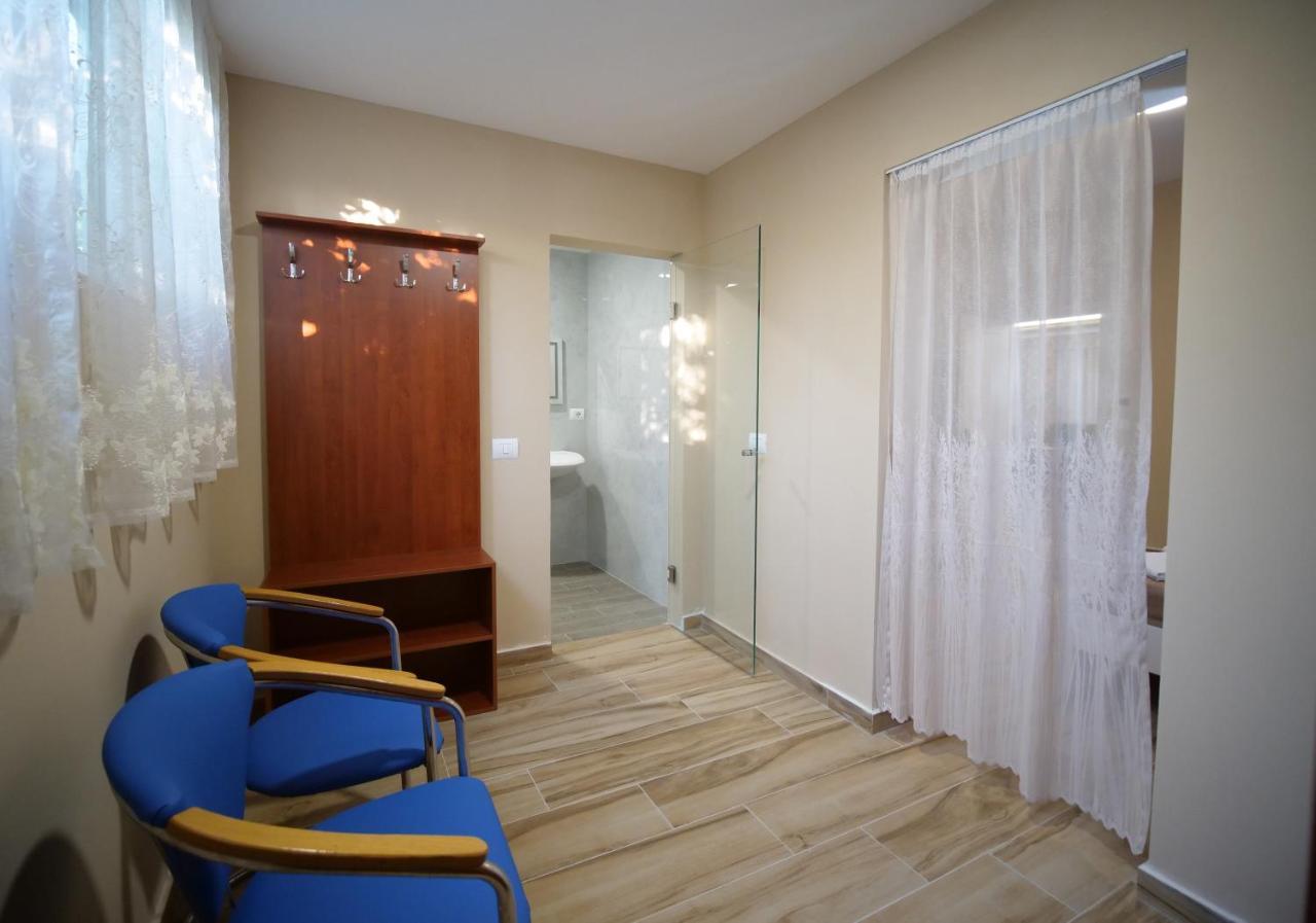 Hanna & Solei Hotel Μπεράτ Εξωτερικό φωτογραφία